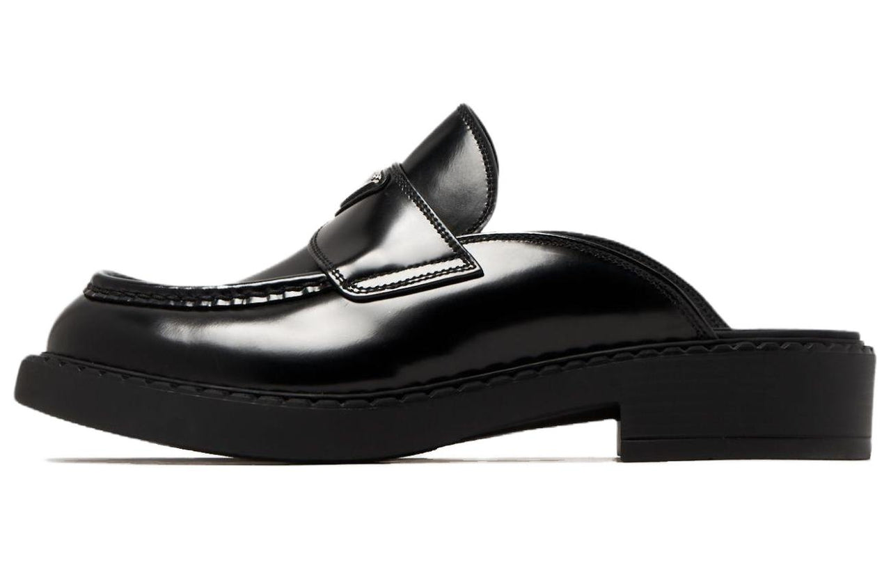 PRADA Abrasion Resistant Closed Toe Slippers Men's Black