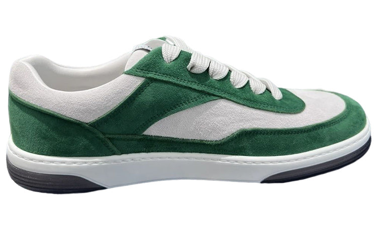 CHANEL 23P Low Top Stylish Skateboarding Shoes Women's White Green