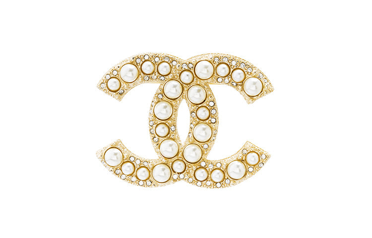 CHANEL 2003 CC shaped Pearl embellished Brooch