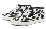 Vans Unisex Chukka 49 DX Sneakers Black/White VN0A4BTI9GP