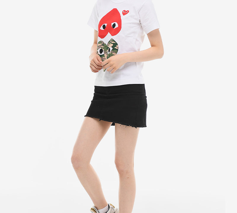 (WMNS) COMME des GARCONS PLAY Camouflage Upside Down Logo Tee 'White' AZ-T247-051-1