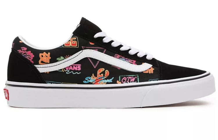 Old Skool 'Vans Market' VN0A5KRFB0K