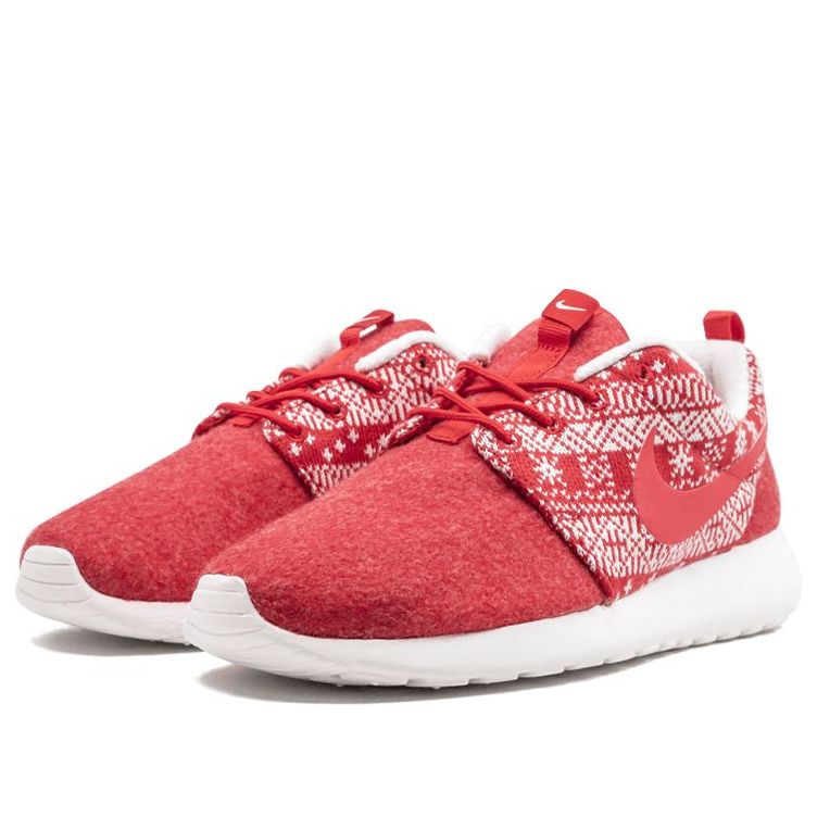 (WMNS) Nike Roshe One 'Christmas Sweater' 685286-661