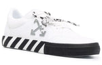 Off-White Low Vulcanised Arrows Sneakers White/Black OMIA085F21FAB0010155