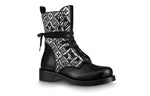 (WMNS) LOUIS VUITTON Metropolis Boots 'Black White Monogram' 1A8DEY