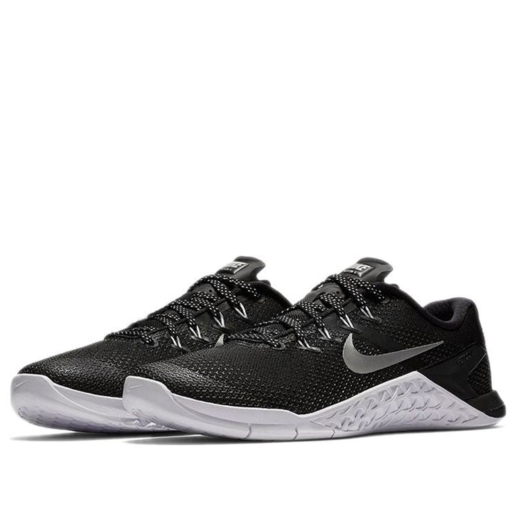 (WMNS) Nike Metcon 4 'Black Metallic Silver' 924593-001