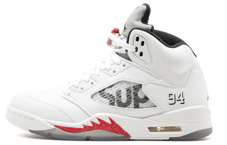 Air Jordan 5 Retro x Supreme 'White' 824371-101
