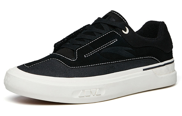 (WMNS) ANTA Ao Li 'Black White' 122218011-1