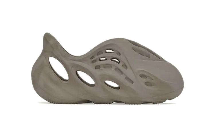 (TD) adidas Yeezy Foam Runner 'Stone Sage' GX7296