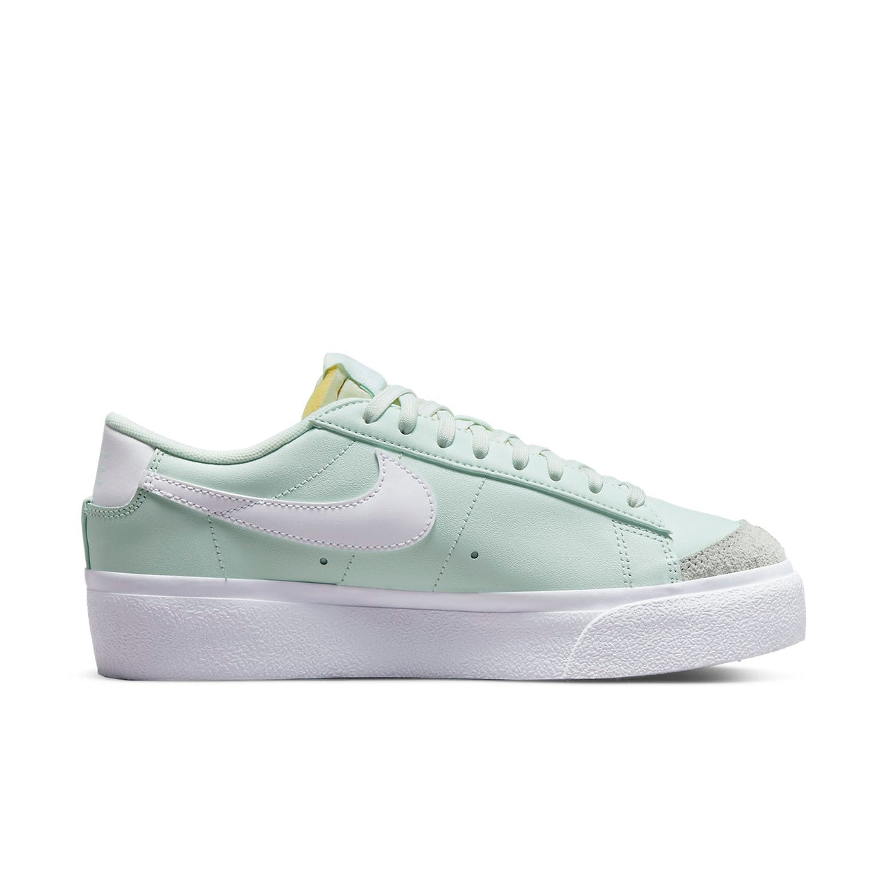 (WMNS) Nike Blazer Low Platform 'Barely Green' DJ0292-300
