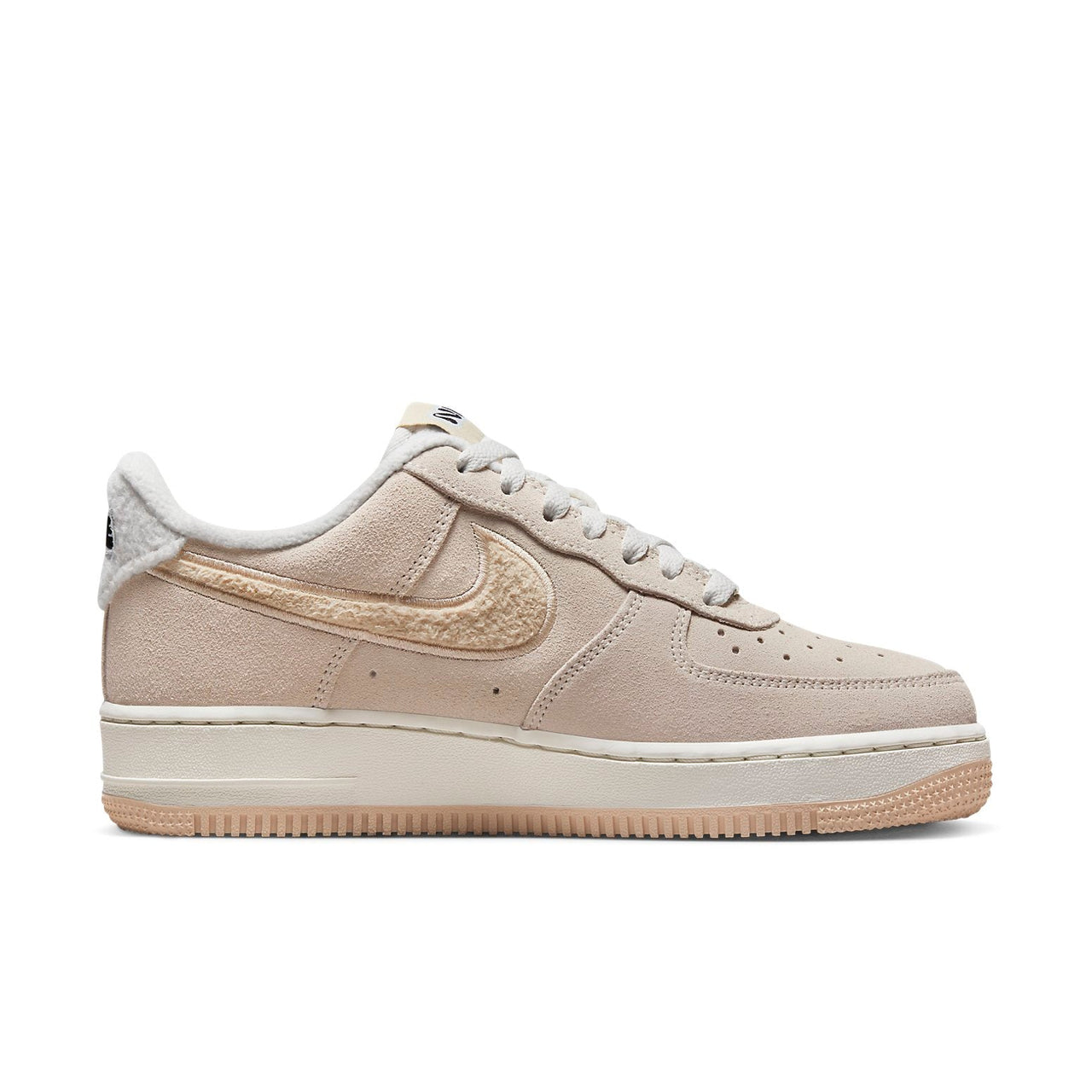 (WMNS) Nike Air Force 1 '07 SE 'Sanddrift Sherpa' DQ7583-001