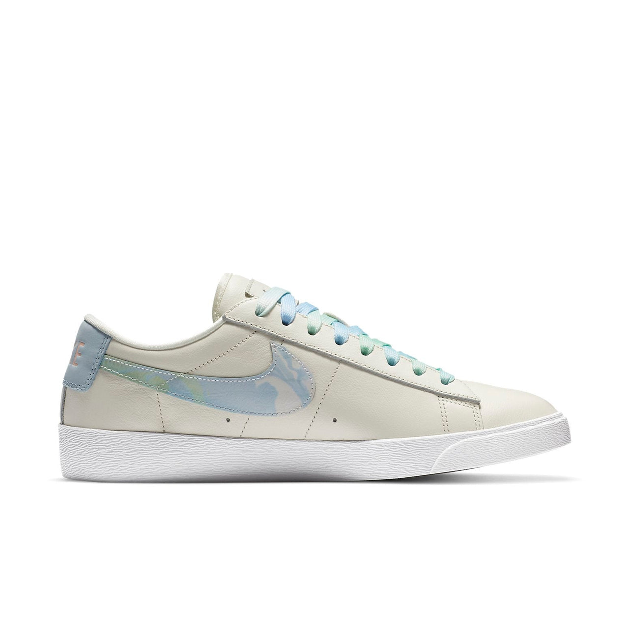 (WMNS) Nike Blazer Low LX 'Sail Celestine Blue' CZ8688-146