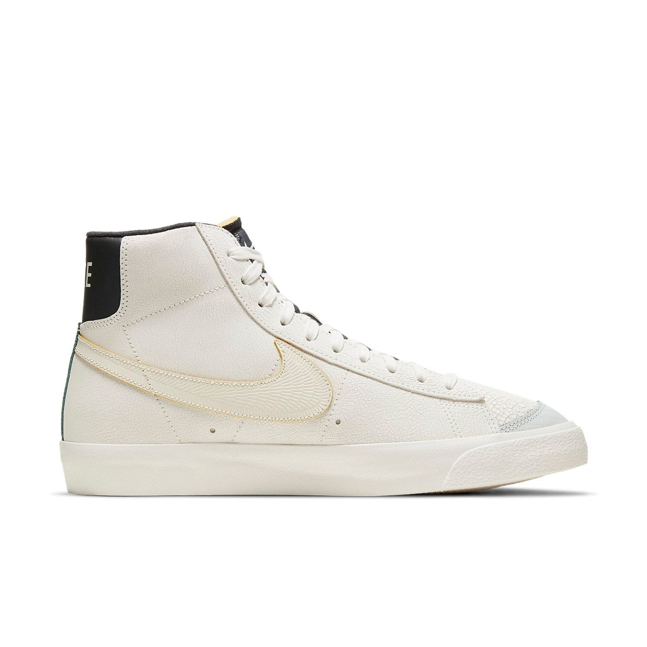 Nike Blazer Mid '77 'Da de Muertos' DC5185-133