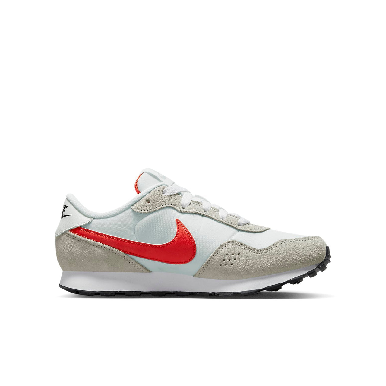(GS) Nike MD Valiant 'Pure Platinum Picante Red' CN8558-020