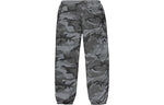 Supreme FW18 Reflective Camo Warm Up Pant Snow Camo SUP-FW18-1085