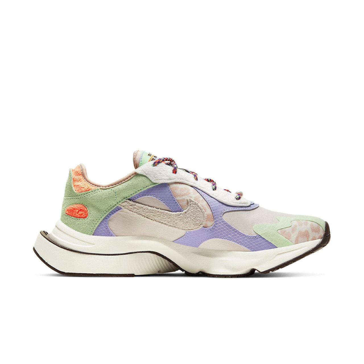 (WMNS) Nike Air Zoom Division WNTR 'Faux Fur & Pearls' DC2113-118