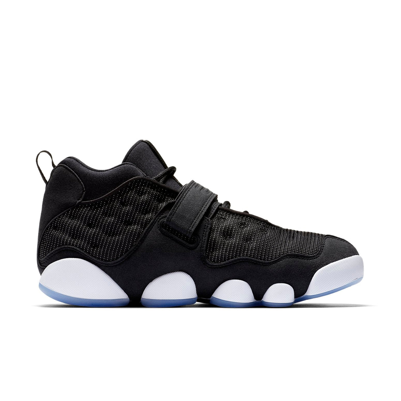 Air Jordan Black Cat 'Space Jam' AR0772-001