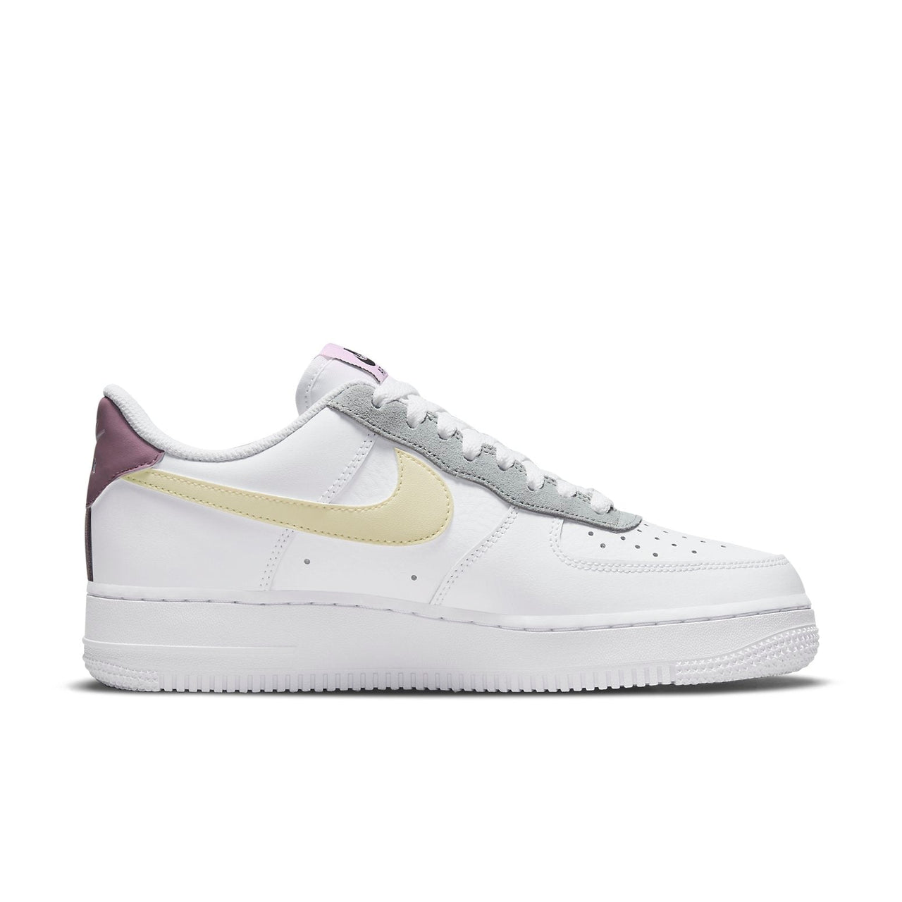 (WMNS) Nike Air Force 1 '07 Essential 'White Lemon Drop' DN4930-100