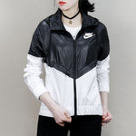 (WMNS) Nike Sportswear WindRunner Jackets 'Black White' 804948-010