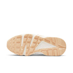(WMNS) Nike Air Huarache SE 'Sun Club' DQ0117-100