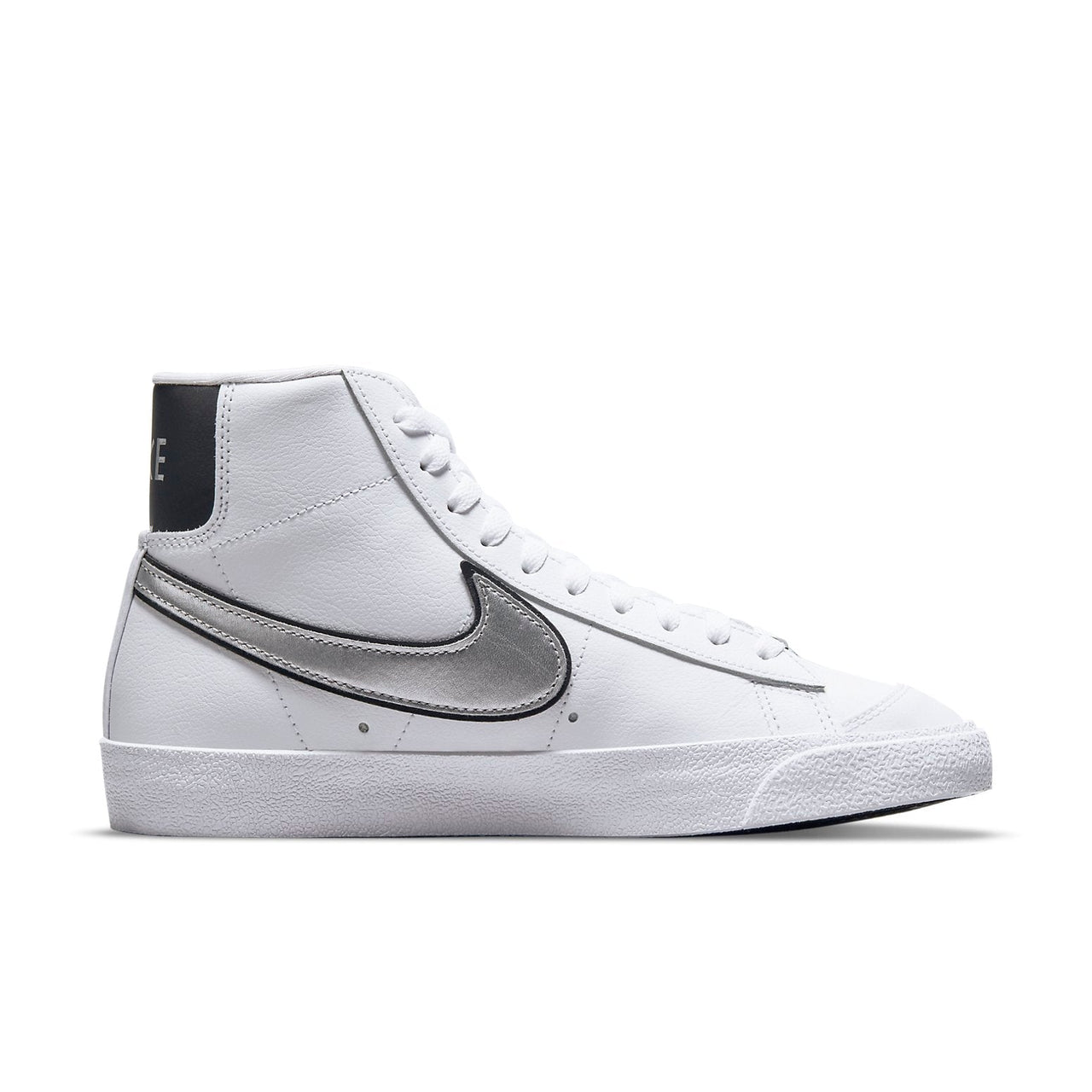 (WMNS) Nike Blazer Mid '77 Essential 'White Metallic Silver' DH0070-100