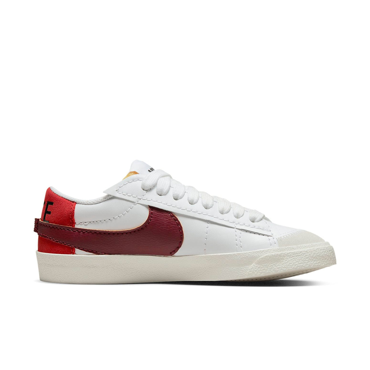 (WMNS) Nike Blazer Low '77 Jumbo 'White Dark Beetroot' DQ1470-104