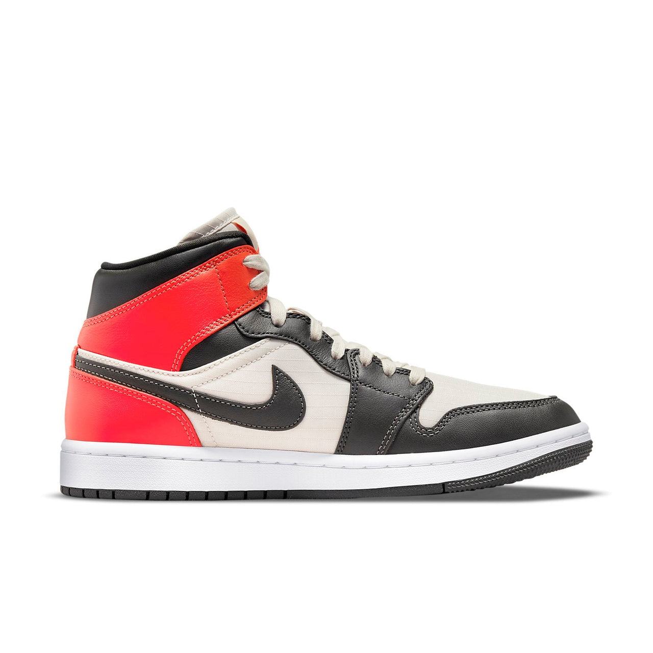 (WMNS) Air Jordan 1 Mid SE 'Newsprint' DQ6078-100