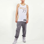 Men's Nike NBA Basketball Sports SW Fan Edition 20-21 Season Doncic Mavericks . No. 77 White Jersey CN1723-101