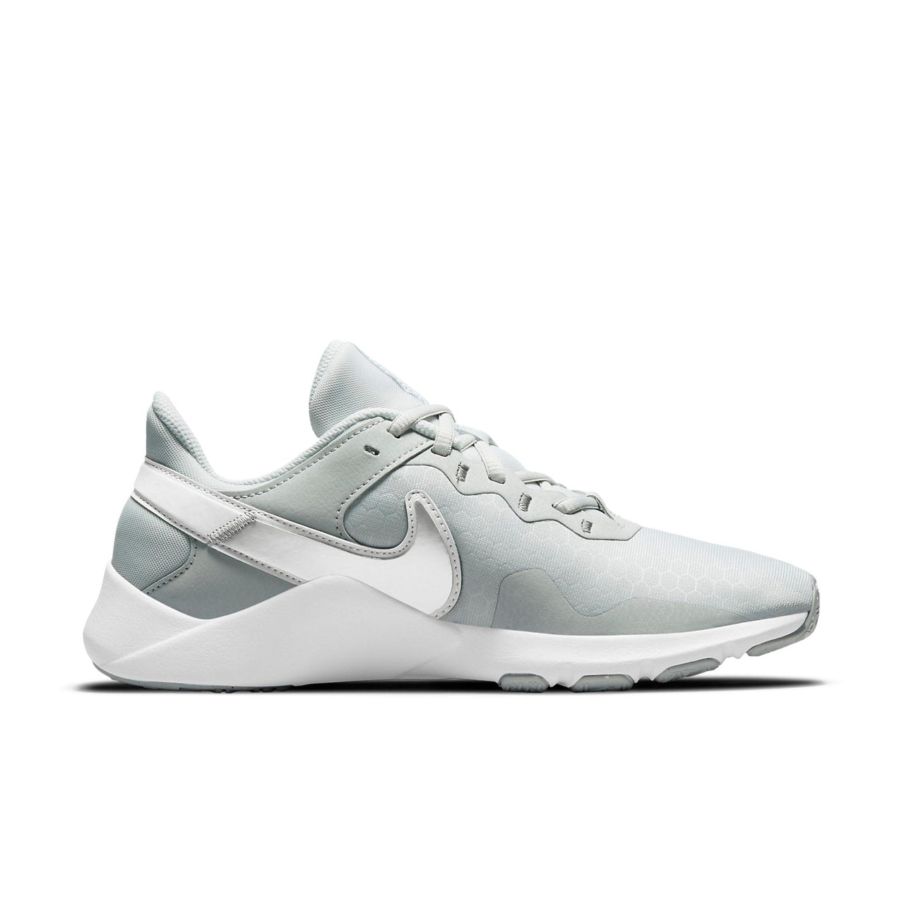 (WMNS) Nike Legend Essential 2 'Photon Dust Metallic Silver' CQ9545-012