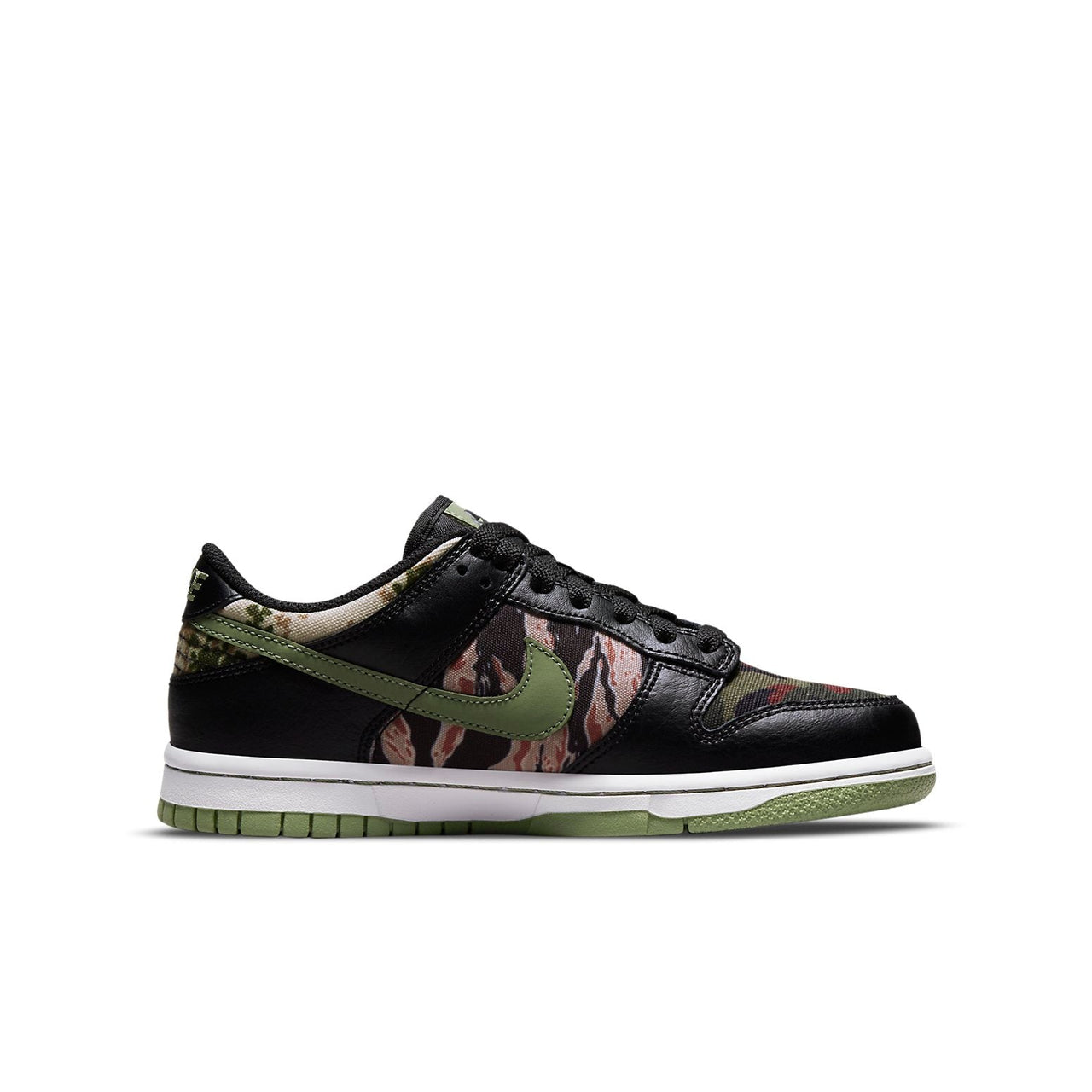 (GS) Nike Dunk Low SE 'Black Multi-Camo' DB1909-001