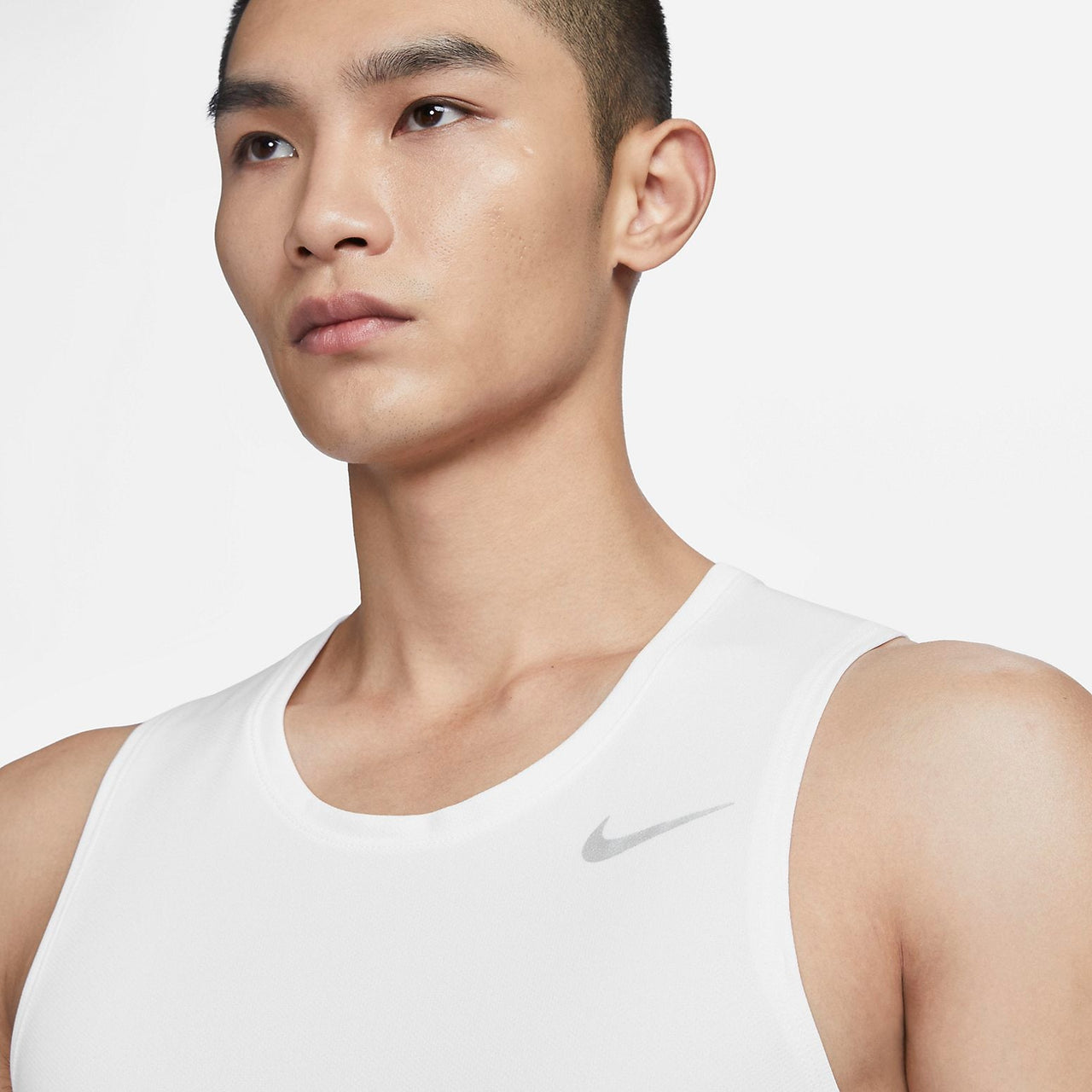 Nike Dri-Fit Miler Running Vest 'White' DV9322-100
