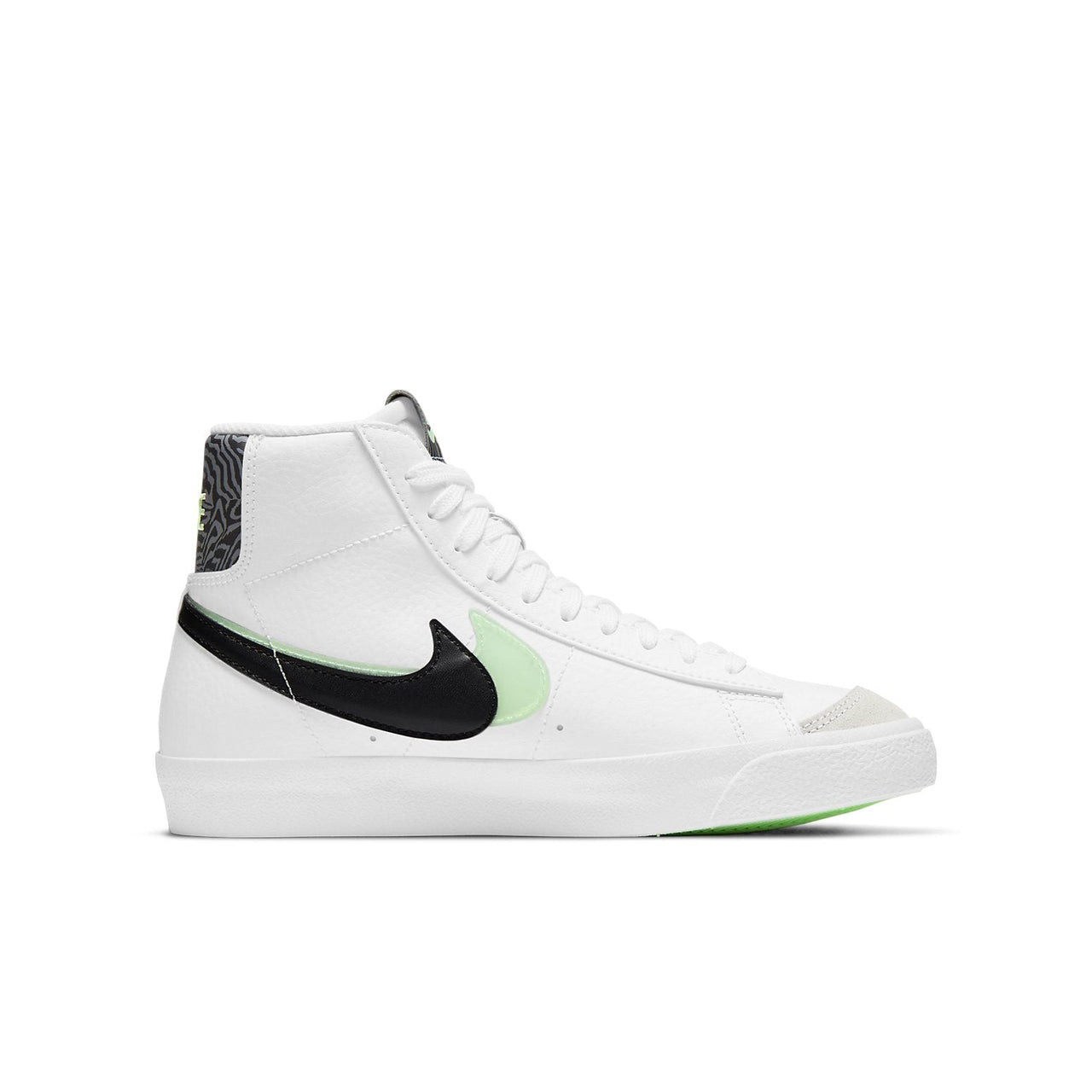 (GS) Nike Blazer Mid '77 SE 'Double Swoosh - White Vapor Green' DD1847-100