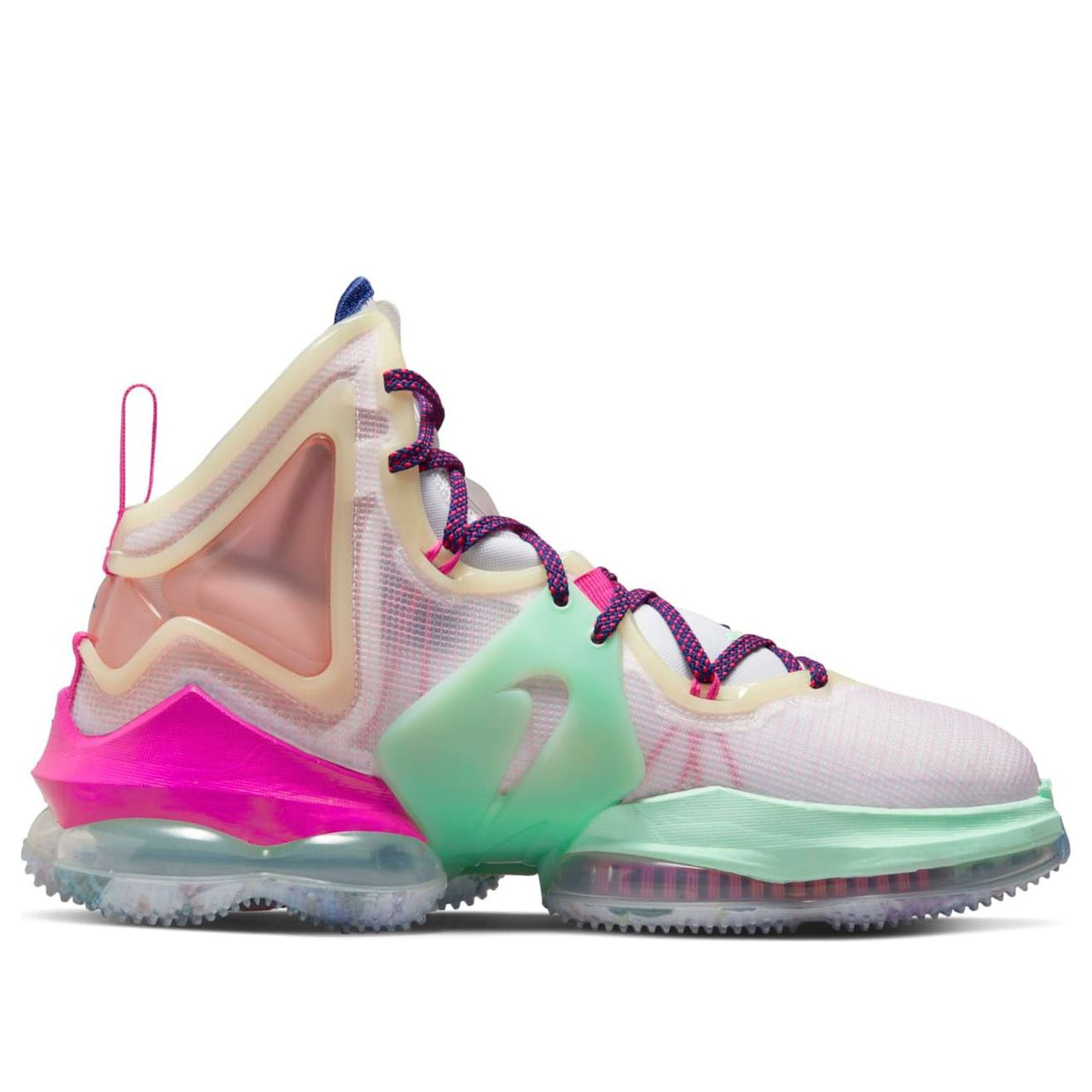 Nike LeBron 19 'Valentine's Day' DH8459-900