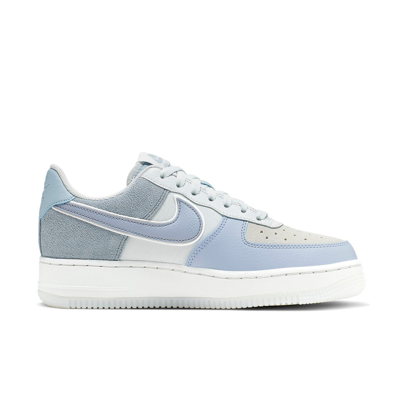 (WMNS) Nike Air Force 1 Low Premium 'Light Armory Blue' 896185-401