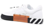 Off-White Low Vulcanised Arrows Sneakers White/Black OMIA085F21FAB0010155