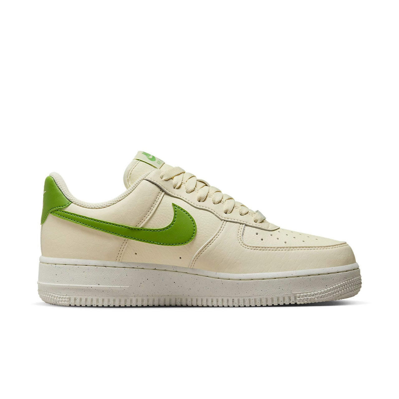 (WMNS) Nike Air Force 1 Low Next Nature 'Coconut Milk' DV3808-102