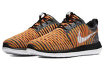(WMNS) Nike Roshe Two Flyknit 'Bright Mango' 844929-005