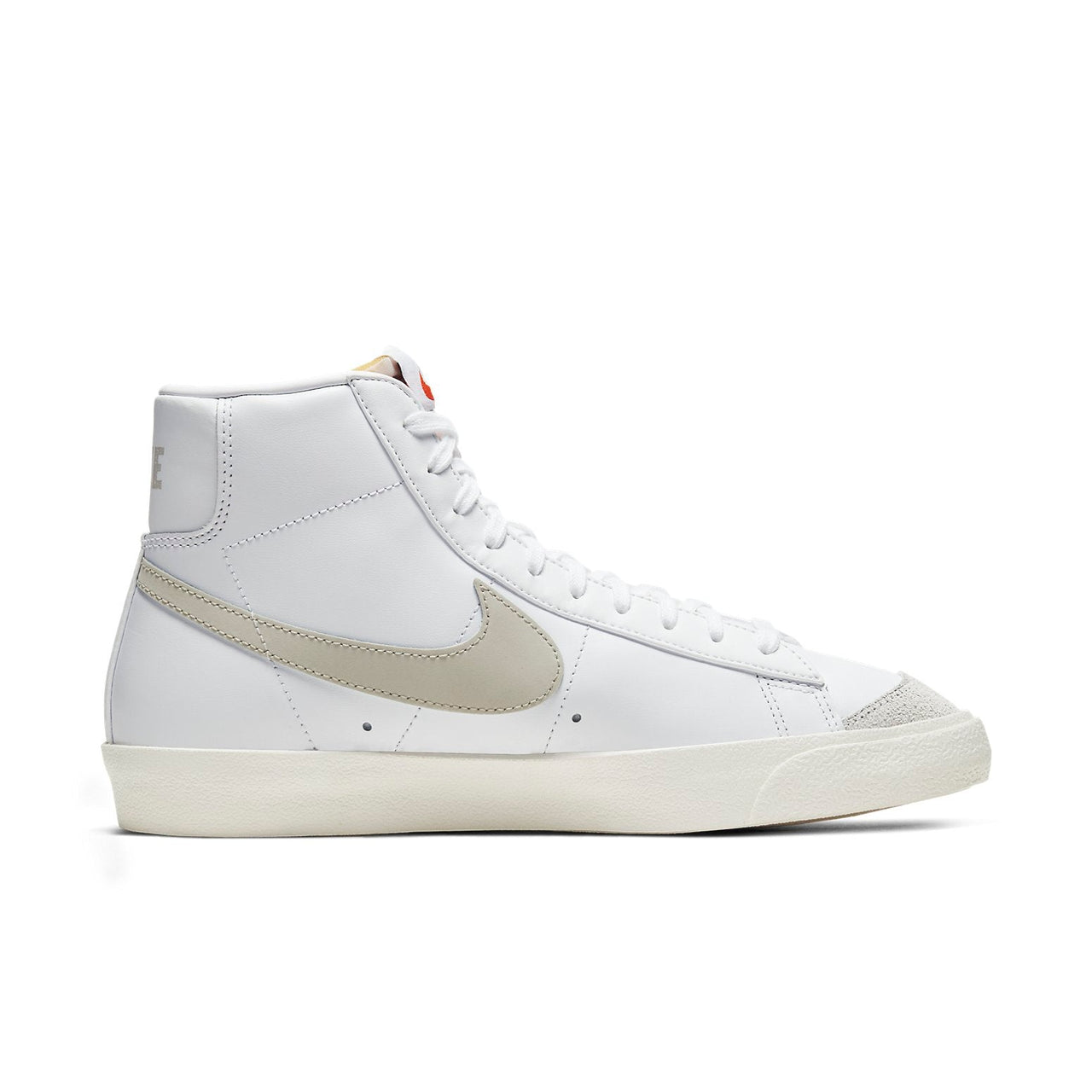 Nike Blazer Mid 77 'Light Bone' BQ6806-106