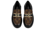 (WMNS) LOUIS VUITTON Academy Loafers 'Black with Brown Monogram and Gold Plate' 1A7TXN