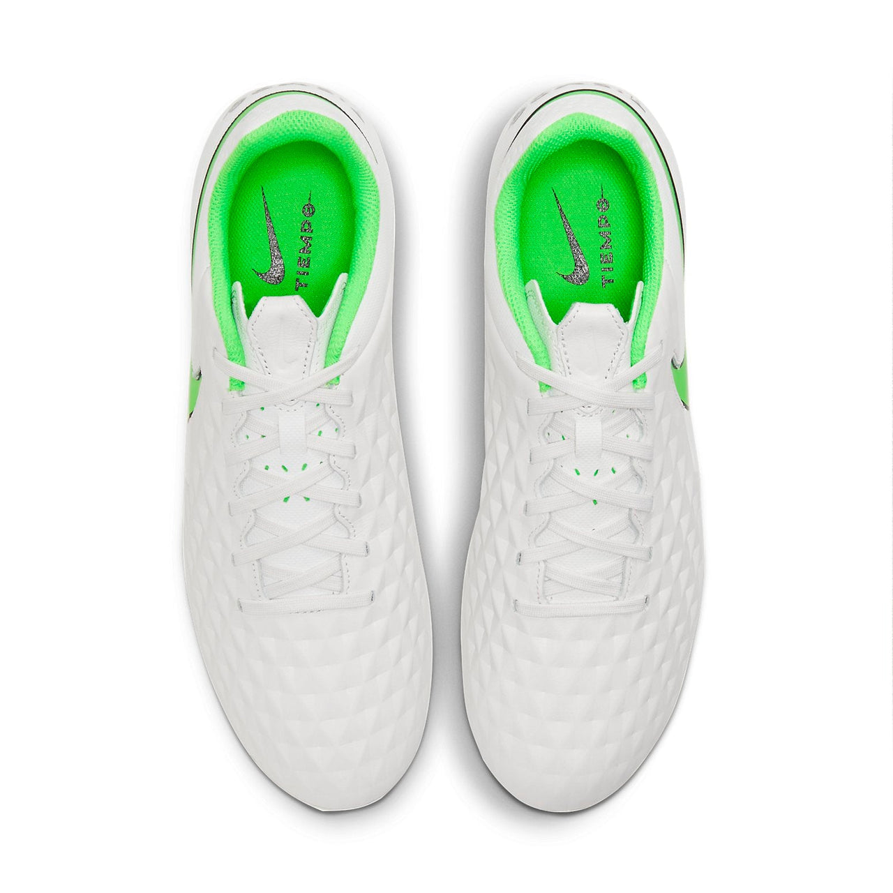 Nike Tiempo Legend 8 Academy MG Light silver AT5292-030