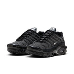 (WMNS) Nike Air Max Plus 'Black Metallic Silver' DQ0850-001