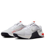 (WMNS) Nike Metcon 8 'White Black Picante Red' DO9327-102