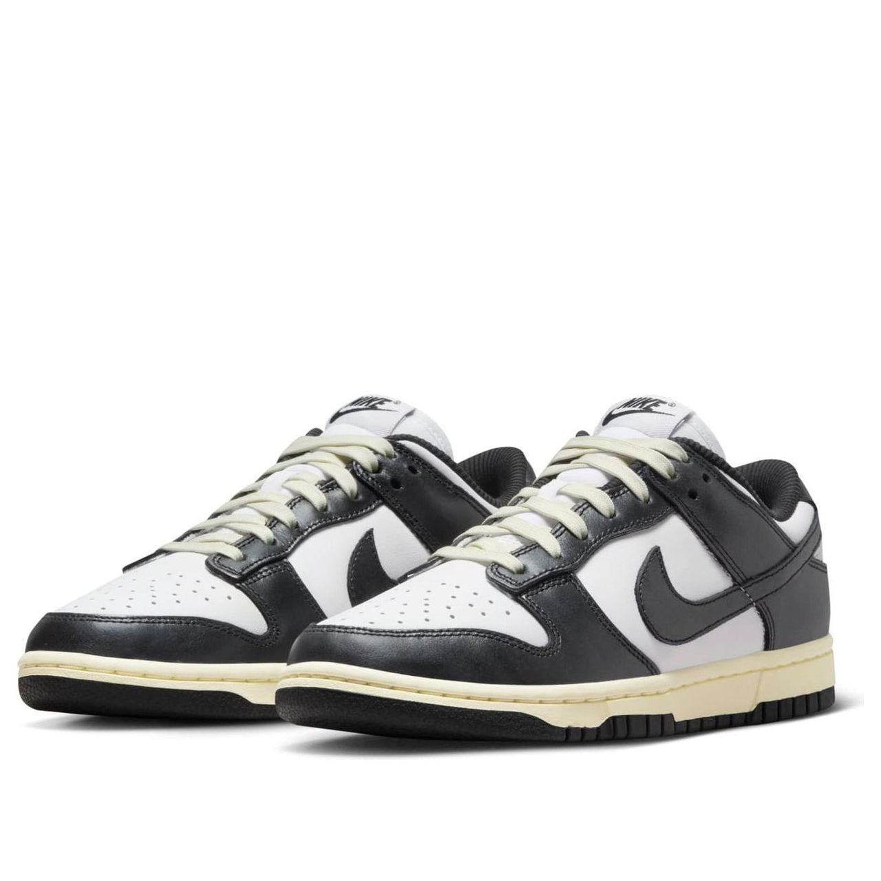 (WMNS) Nike Dunk Low 'Vintage Panda' FQ8899-100