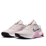 (WMNS) Nike Metcon 8 'Barely Rose' DO9327-600