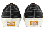 Vans Unisex Authentic Sneakers Black/Green Blackgreenmulti-Color VN0A5KRD8D8