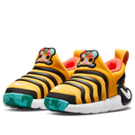 (TD) Nike Dynamo Go SE 'Chinese New Year' DR0271-700