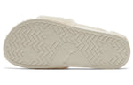 (WMNS) PUMA Leadcat 2.0 Fuzz 'Cream White' 387313-02