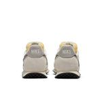 Nike Waffle Trainer 2 SE 'Sail Light Bone' DM0180-100