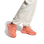 (WMNS) adidas Ozweego 'Chalk Coral' FZ0628
