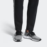 adidas Swift Run 'Core Black Cloud White' B37734